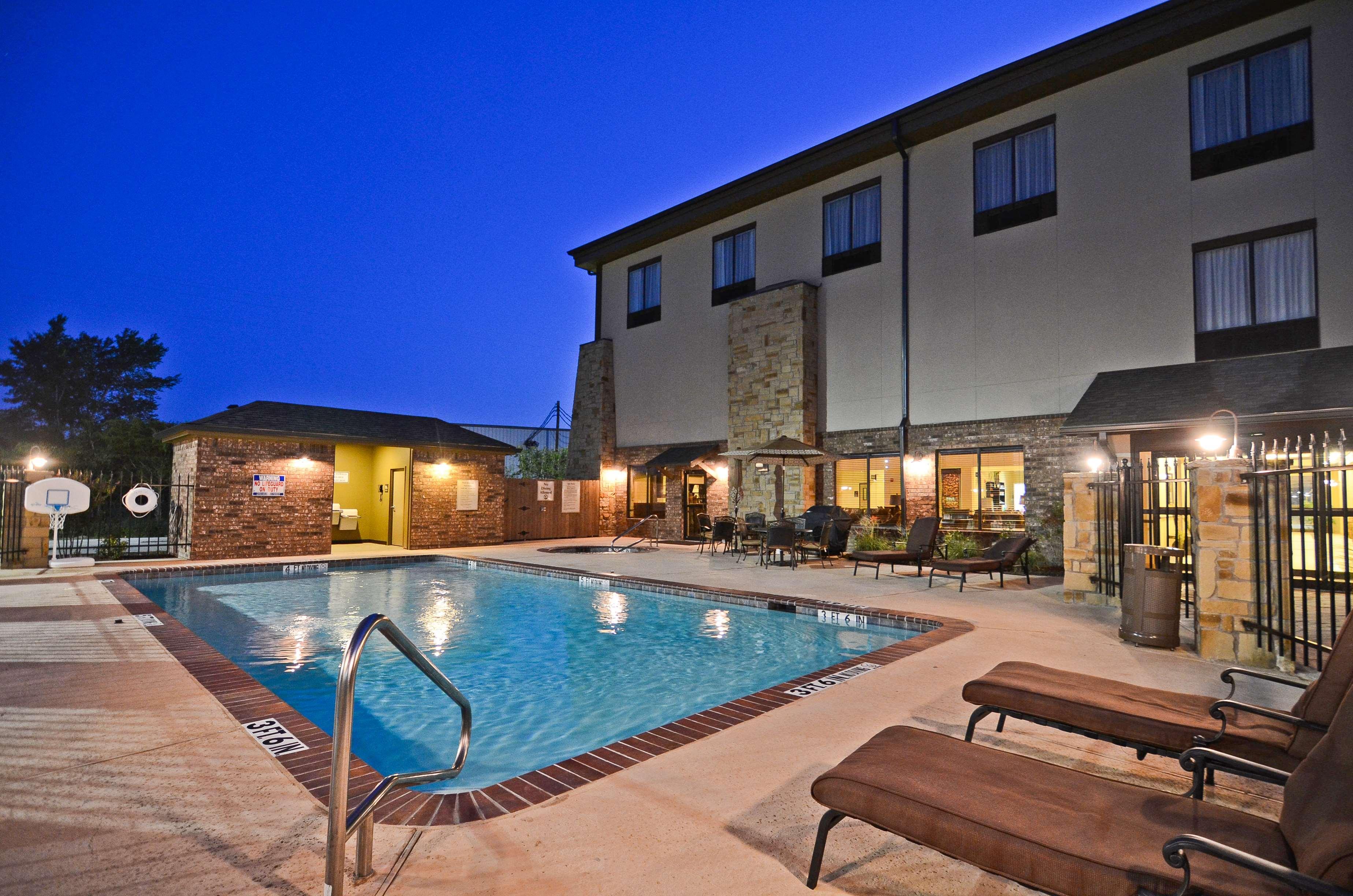 Best Western Plus Emory At Lake Fork Inn & Suites Konforlar fotoğraf